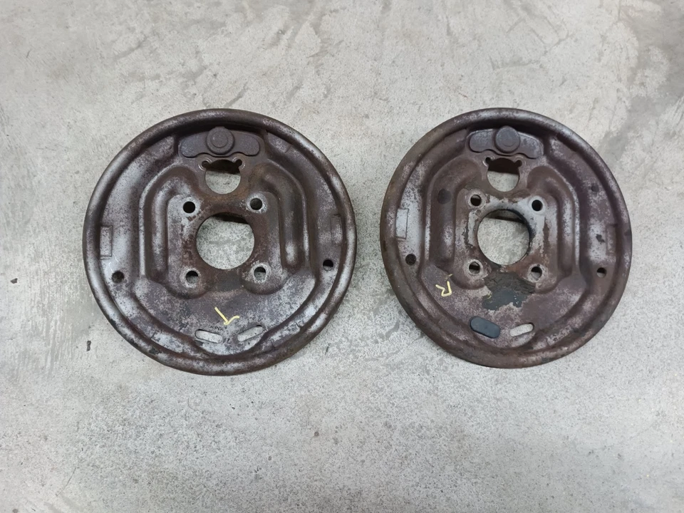 amc 9 inch backing plates front javelin wheel cylinders 68 69 70 - Image 2 of 4