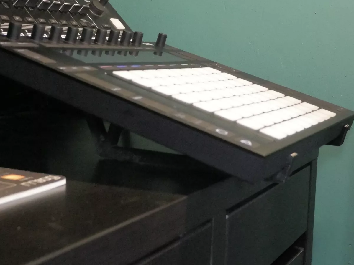 Angled Desktop Stand for Midi-keyboards, and Other Music Devices Like  Mixers, Ableton Push 