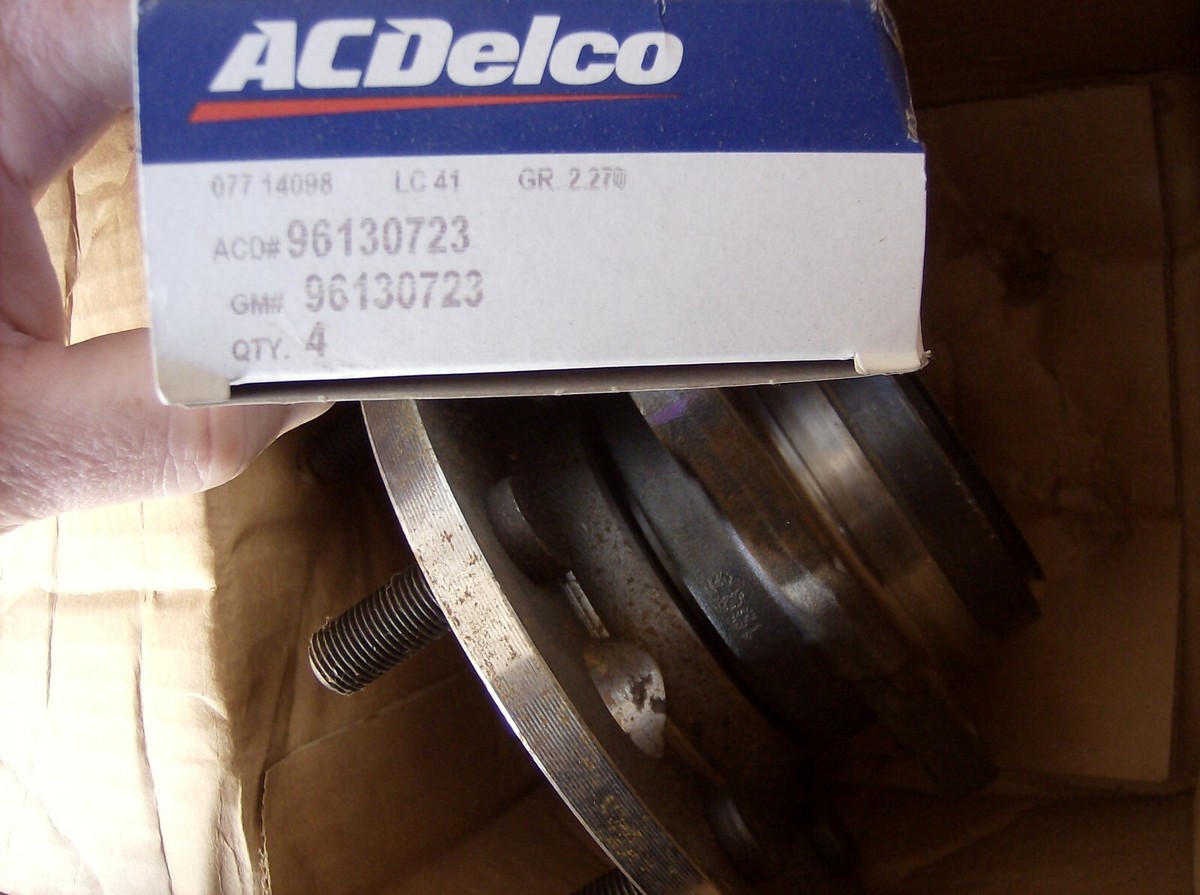 GENUINE GM ACDELCO 15693437 FRONT WHEEL HUB AND BEARING | eBay 