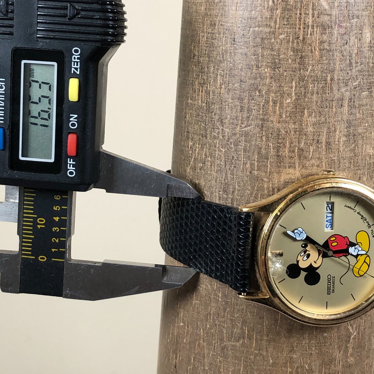 mickey Amazon.com: Accutime Disney 100 Mickey Mouse Black Analog
