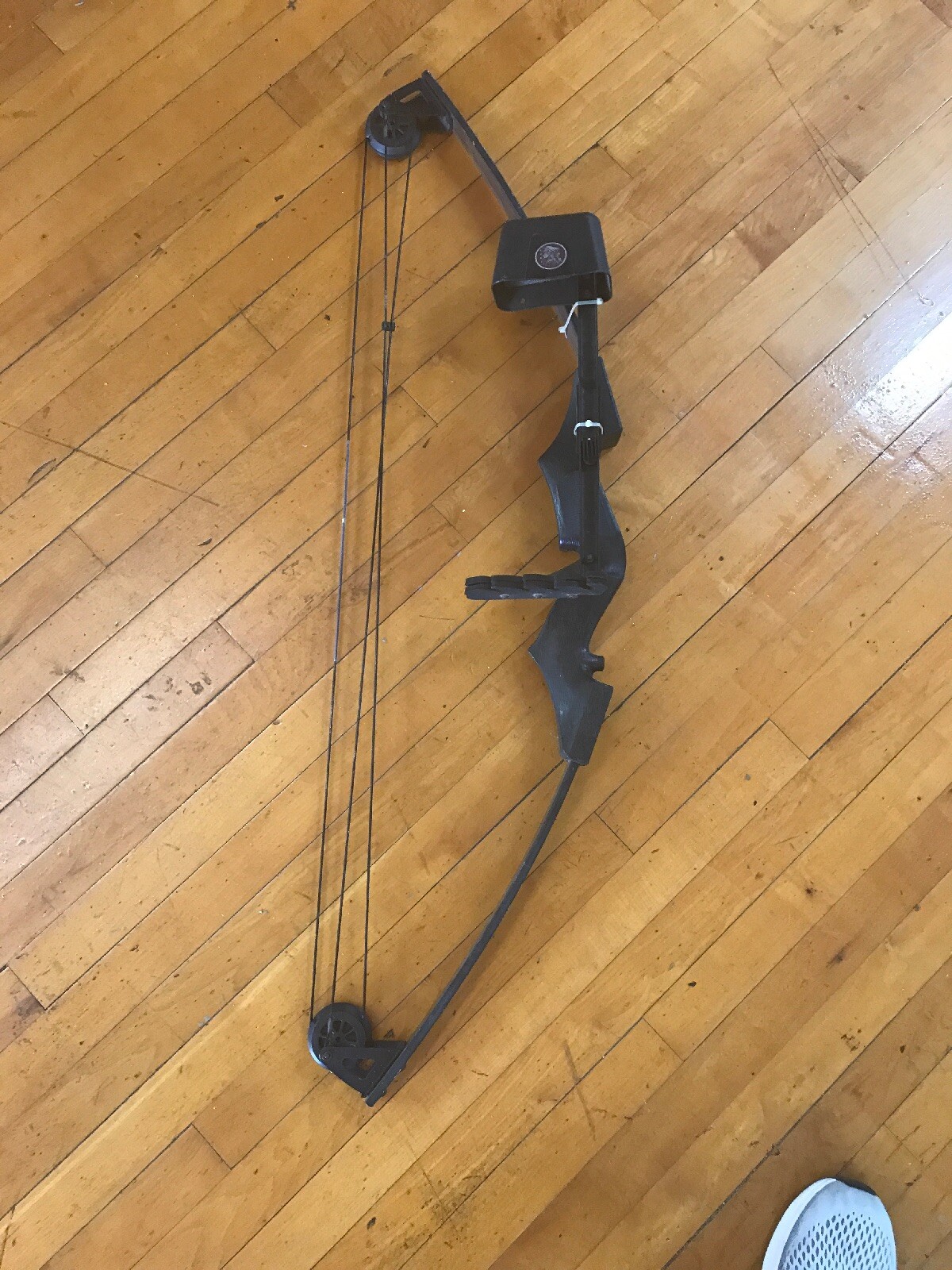 Vintage Indian Deerslayer Compound Bow * Hunting Archery * Right Handed