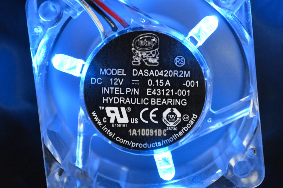AVC 40mm Crystal 40x40x20mm DC12V 3Pin Blue LED Transparent Fan (Intel Part) - Image 4 of 4