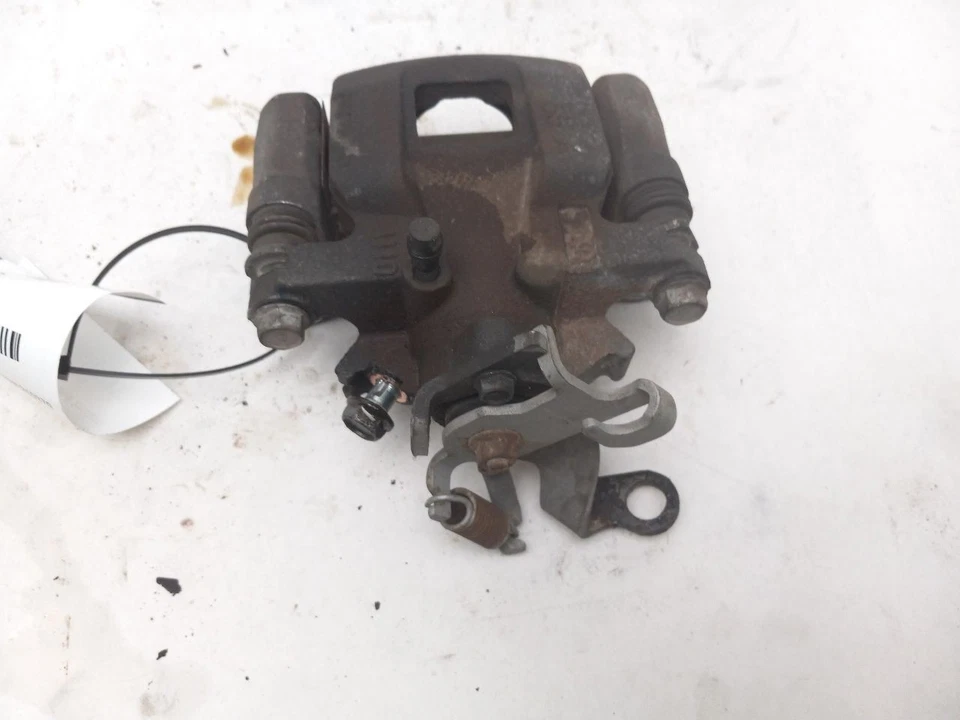 PINZA TRASERA DERECHA PARA MITSUBISHI OUTLANDER 2011 - 2012 Foto 4 de 4