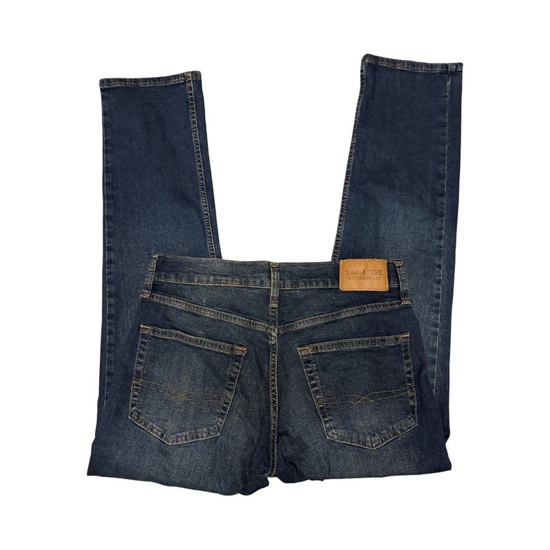 Signature by Levi Strauss & Co. Men’s Slim Straight Dark Wash Denim Jeans