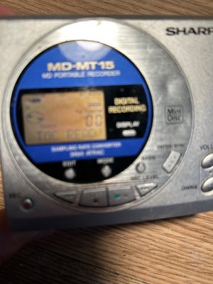 Sharp MD-MT 15 Portable Minidisc Recorder/Player For Parts or Repair (AS-IS)
