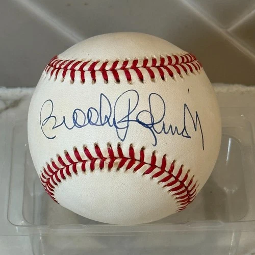Brooks Robinson Signed Auto MLB American League Baseball Ball (no COA)