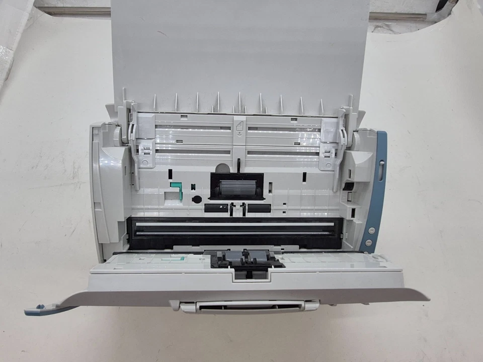 Canon imageFORMULA DR-2010C Flatbed Office Document Scanner Desktop - White - Image 4 of 4