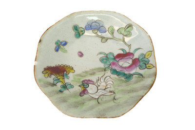Hand Painted Handmade Chinese Rooster Floral Motif Famille Rose Export Plate