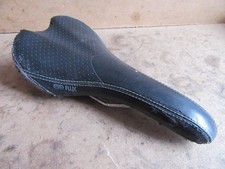 Madison Flux saddle Black / Grey (5016)