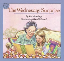 The Wednesday Surprise - Paperback By Bunting, Eve - VERY GOOD