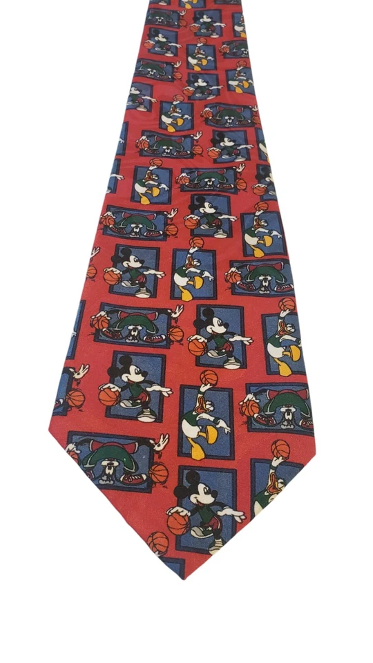 CORBATA MICKEY ILIMITADA MICKEY & FRIENDS JUGAR BALONCESTO ENTRENADOR DEPORTES DIVERSIÓN Foto 2 de 4