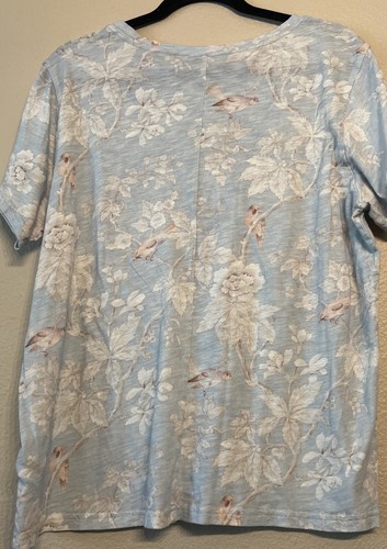 Camiseta SANDERSON x PAIGE Ellison - Azul Gris Multi, Floral Talla XL. - Imagen 4 de 8