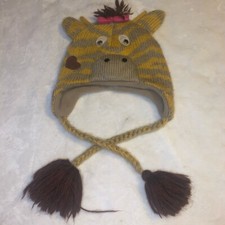 Girls One Size American Rag Cie Giraffe Winter Beanie Hat Skull Cap EUC