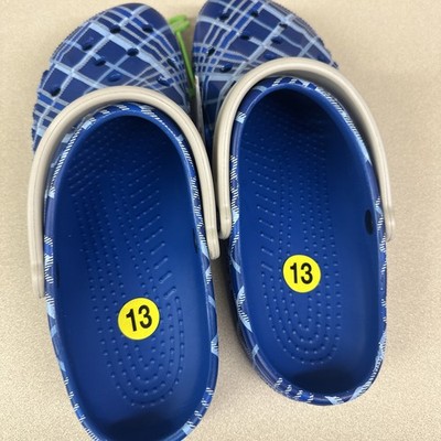 NWT Crocs Baya Holiday Plaid Clogs Blue Jean Sandals Unisex  display picture 1
