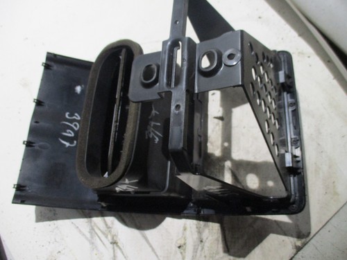 VW Lupo / Polo 9N Radioschacht Einbaurahmen Luftdüse Luftgitter 6X0858069A