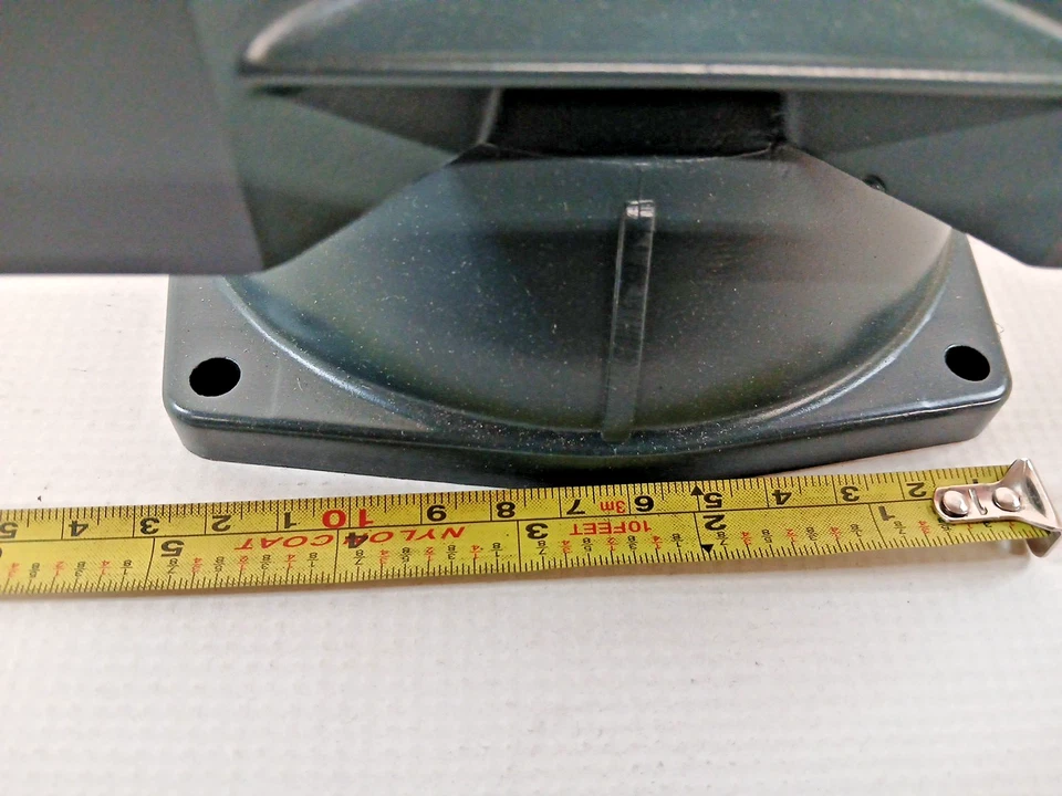 Yamaha Pump Nozzle. WR500(87-93) WJ500(87-90) 6K8-51318-00-9M OEM Yamaha New - Image 2 of 4