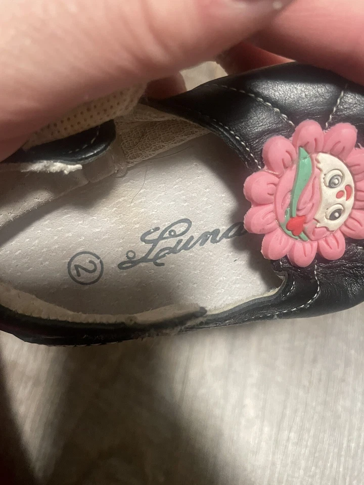 Luna Negro Mary Janes Zapatos Bebé Niñas Foto 4 de 4