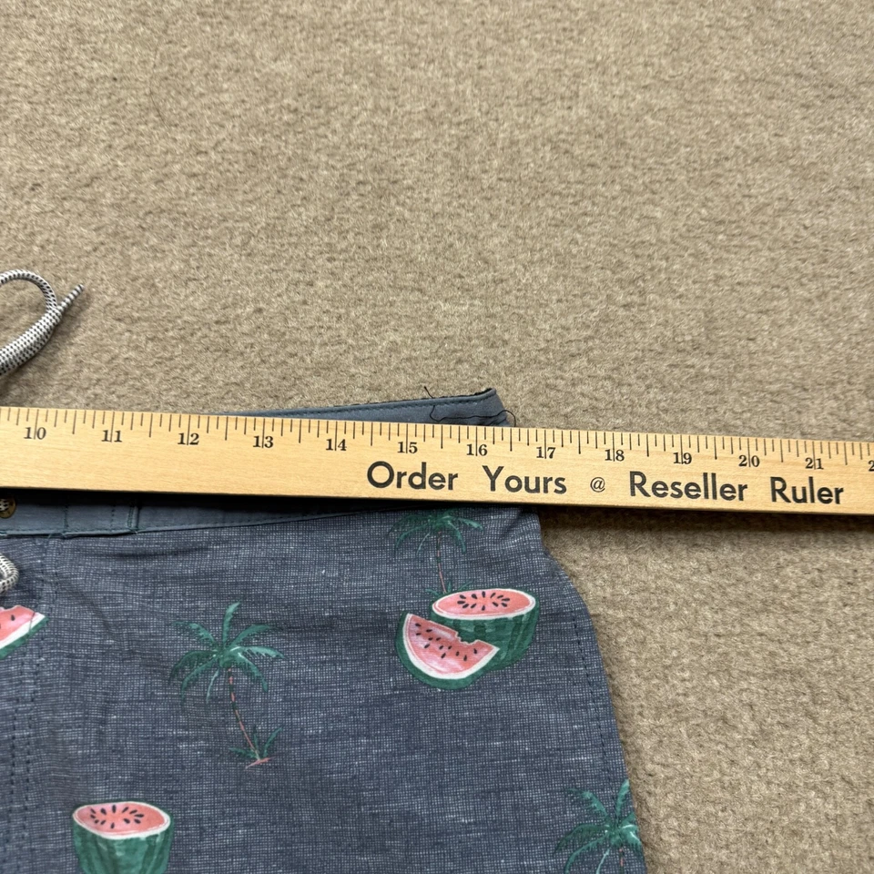 Pantalones cortos de natación Rip Curl para hombre talla 32 gris sandía AOP Lay Days Foto 4 de 4