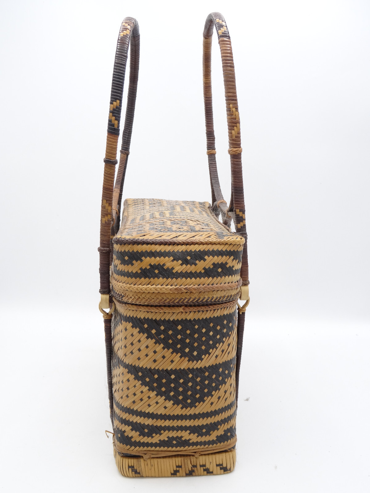 ANTIQUE TIRURAY TRIBE PALAWAN ISLAND BAMBOO RIVER CAN… Gem