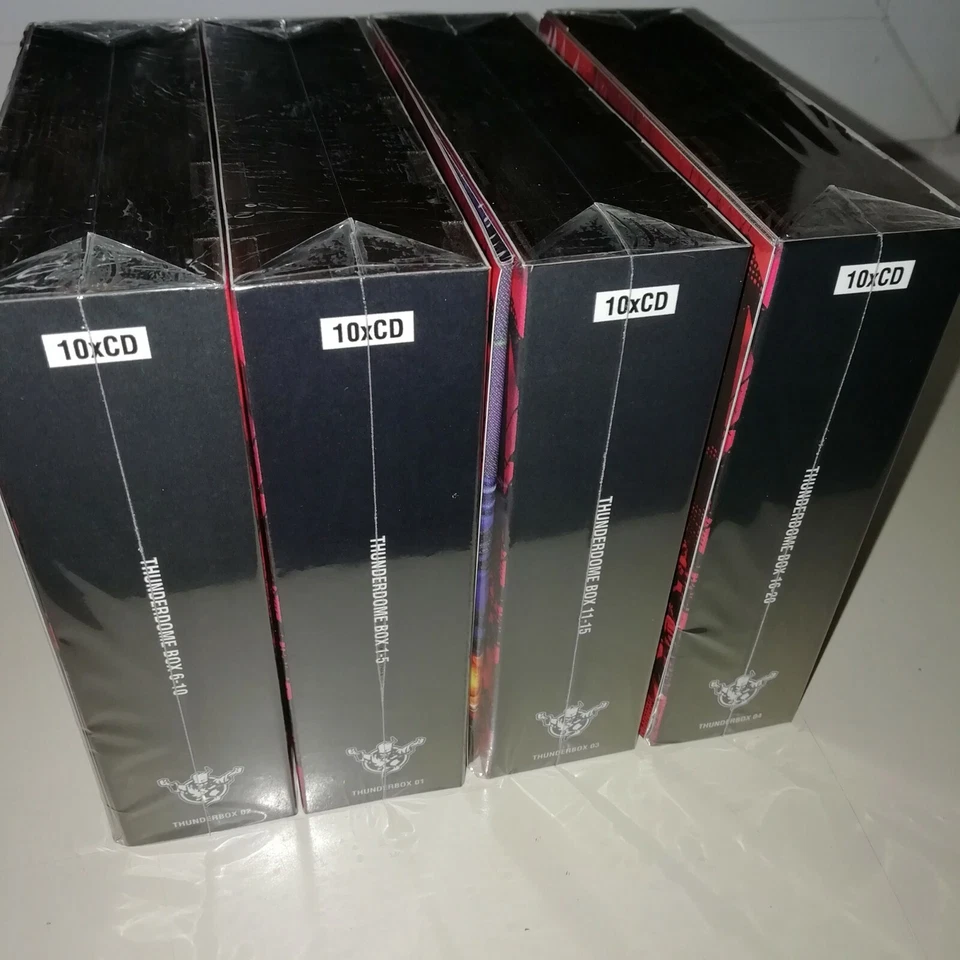 Thunderdome Box 04 (Wooden Box) (Numbered, sealed) - Image 3 of 4