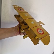 jouet 1920 J.D. PARIS (JEAN DE BERTRAND PARIS) avion biplan tôle ;