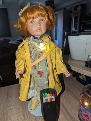 Haunted Doll, Positiver Spirit, Porzellan Puppe