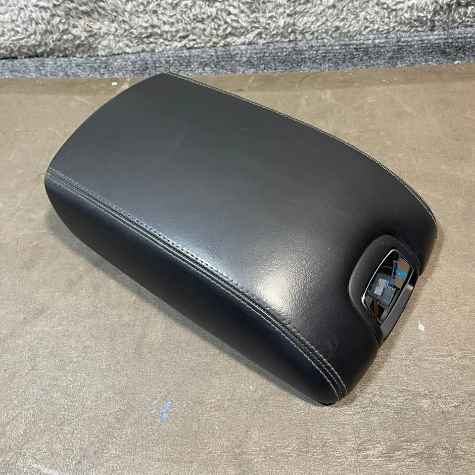 07-15 JAGUAR XK CUERO NEGRO CONSOLA CENTRAL REPOSABRAZOS TAPA SOLO OEM Foto 3 de 4