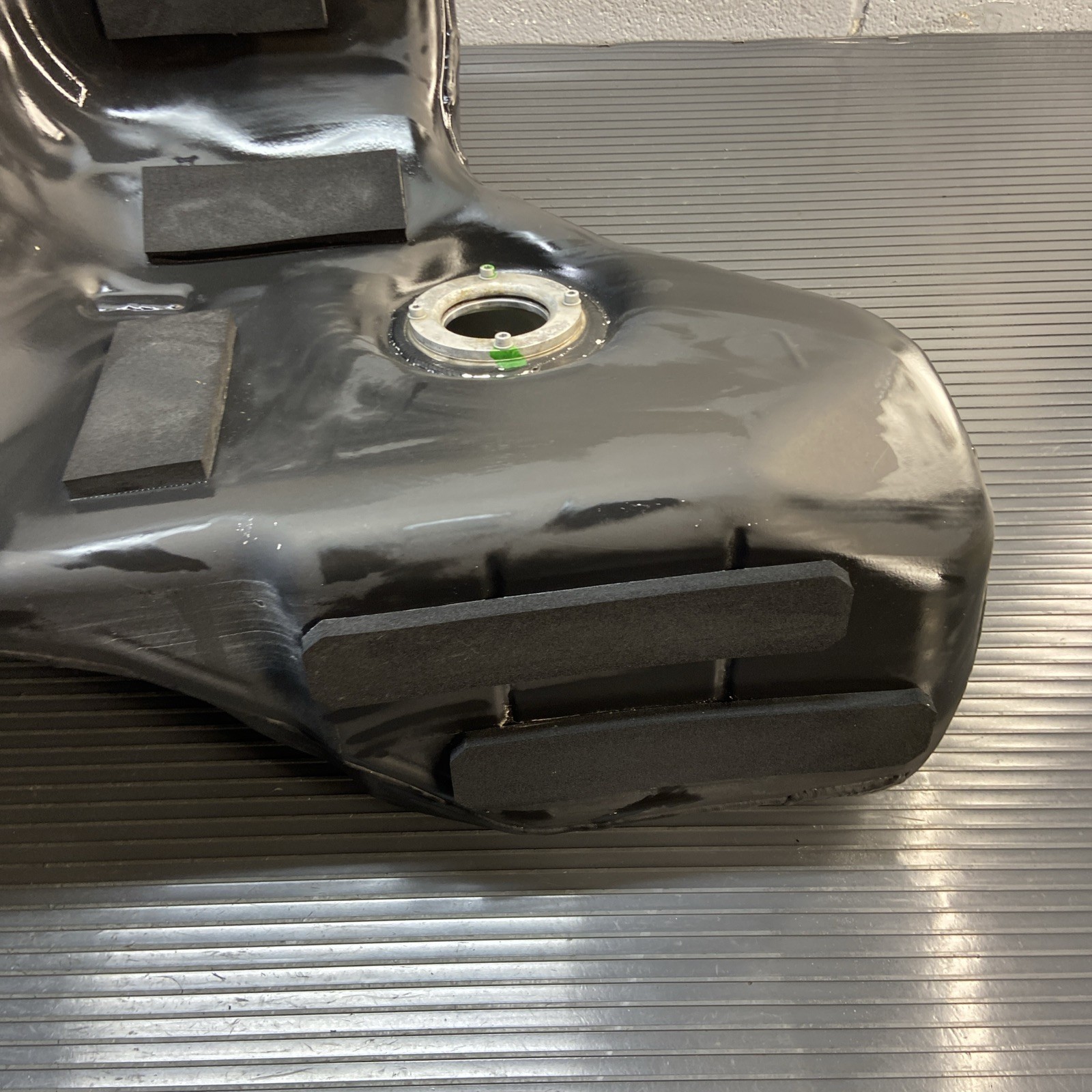 2018-2023 Ferrari Portofino 3.8L Fuel Gas Tank 21.1 Gallons OEM 333688