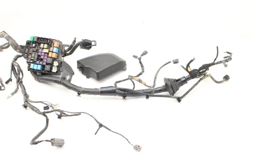 Arnés de cableado bahía motor Mazda MX-5 Miata 2016 NA8W67010B Foto 4 de 4