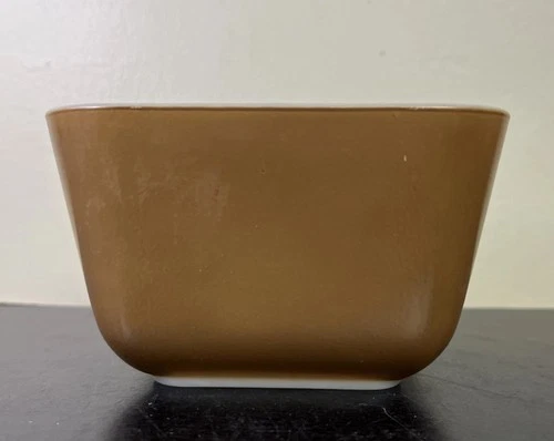 Vintage Pyrex Brown Refrigerator Dish 501B 12 oz NO LID