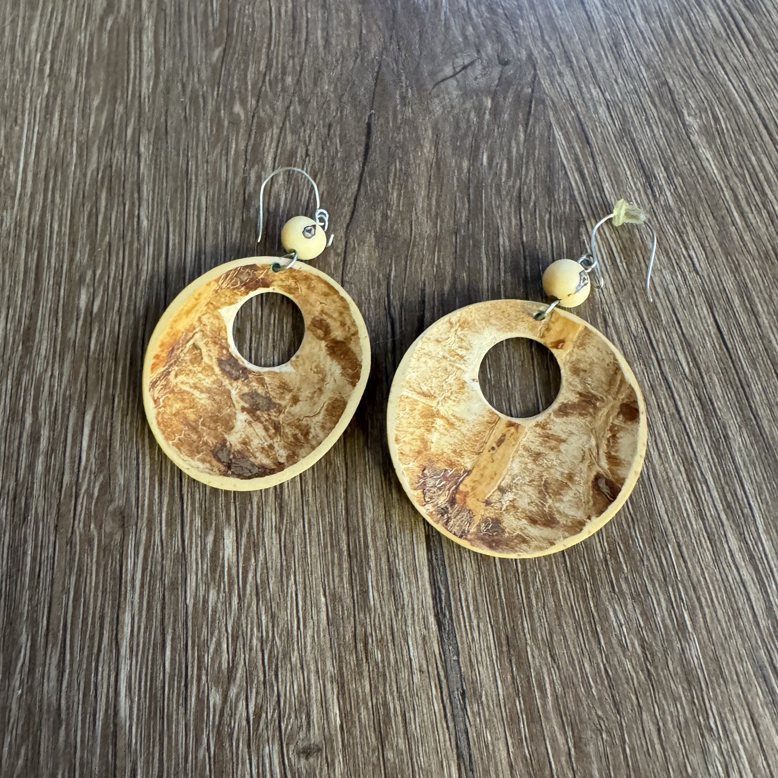 Coconut Shell Earrings Flower with Engraving - image 4