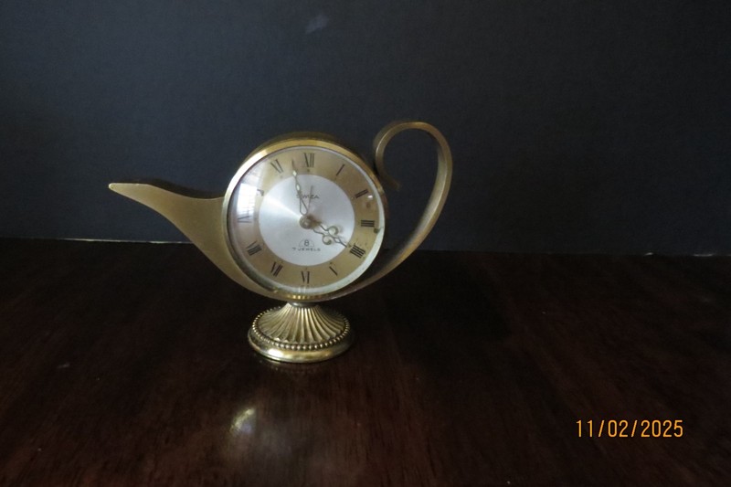 Vintage Brass SWIZA Aladdin Genie Lamp Mechanical 8 Day Alarm Clock 7 Jewels