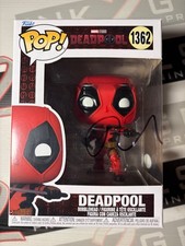 Ryan Reynolds Signed Deadpool v Wolverine Funko Pop! Autograph ACOA - Marvel