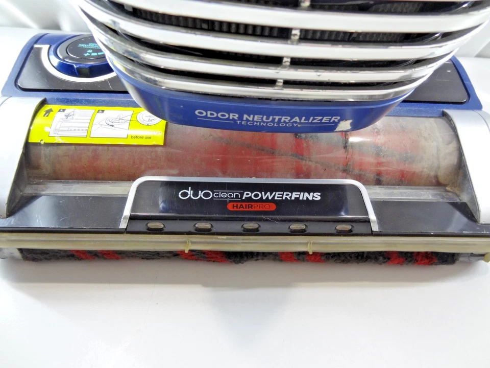 Shark Stratos DuoClean PowerFin Silver/Blue Upright Vacuum Cleaner - Image 3 of 4