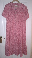 EASTEX PINK & WHITE PATTERN SHORT SLEEVE LONG POLYESTER DRESS UK18 LENGTH: 45.5"