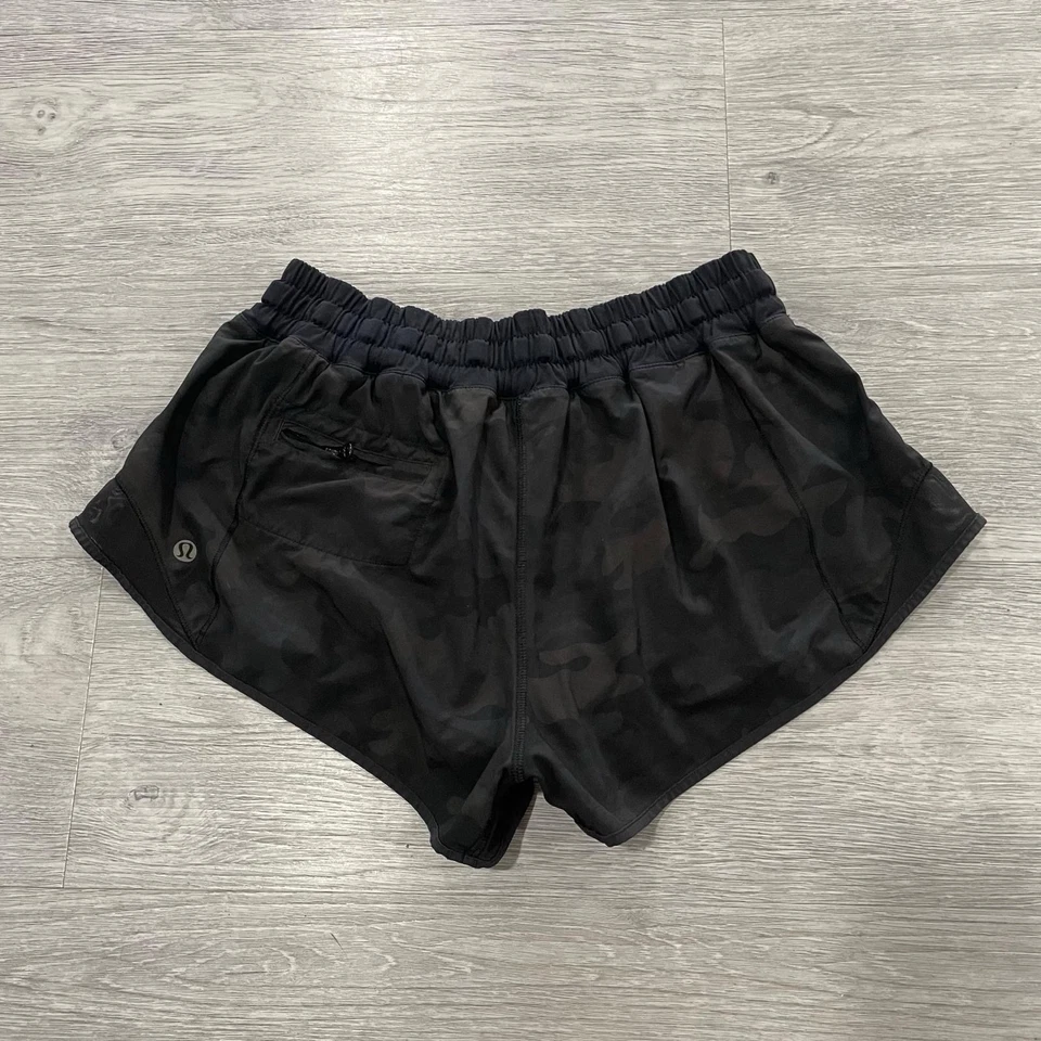 Tênis Lululemon Hotty Hot Short Feminino 8 Cintura Média Longa 2” Corrida Ginástica Treino - Imagem 2 de 4