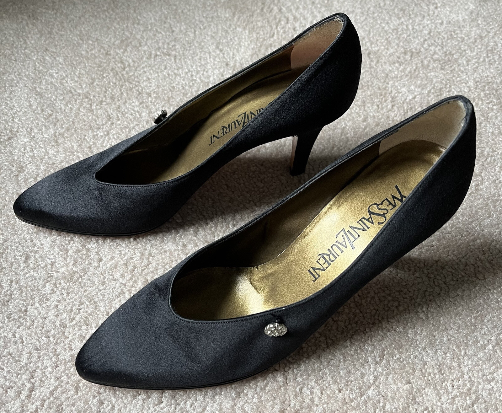 Scarpe décolleté vintage YSL Yves Saint Laurent raso nero con strass taglia 6 S