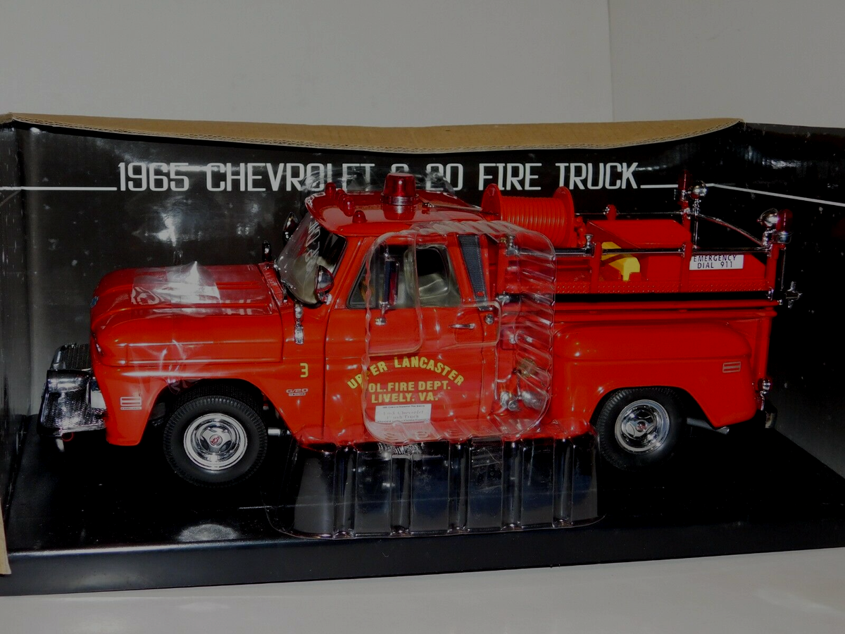 No1ミニカー1/18箱ありCollectibles C20 FIRETRUCK CHEVROLET C-20