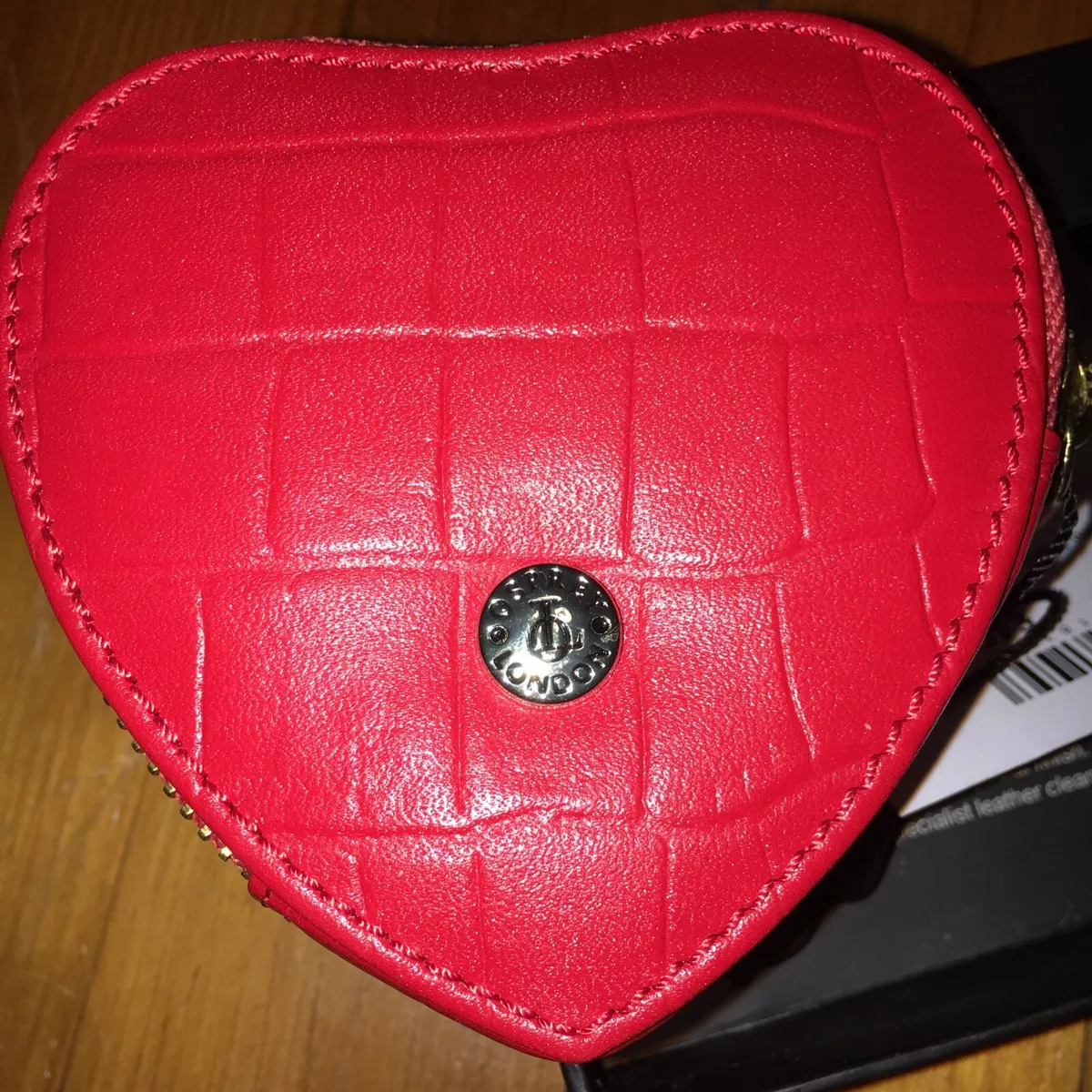 RED HEART COIN PURSE