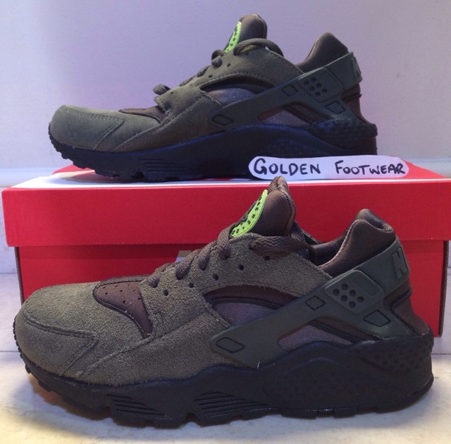 nike huarache le blackout