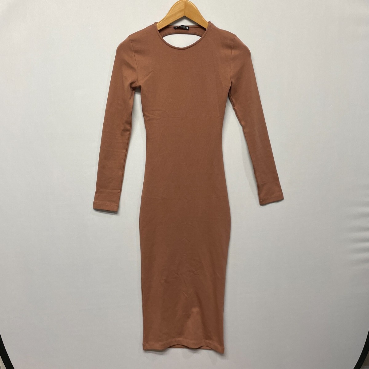 zara brown dress long sleeve Zara Rust Brown Long-Sleeve Button-Front Midi Dress