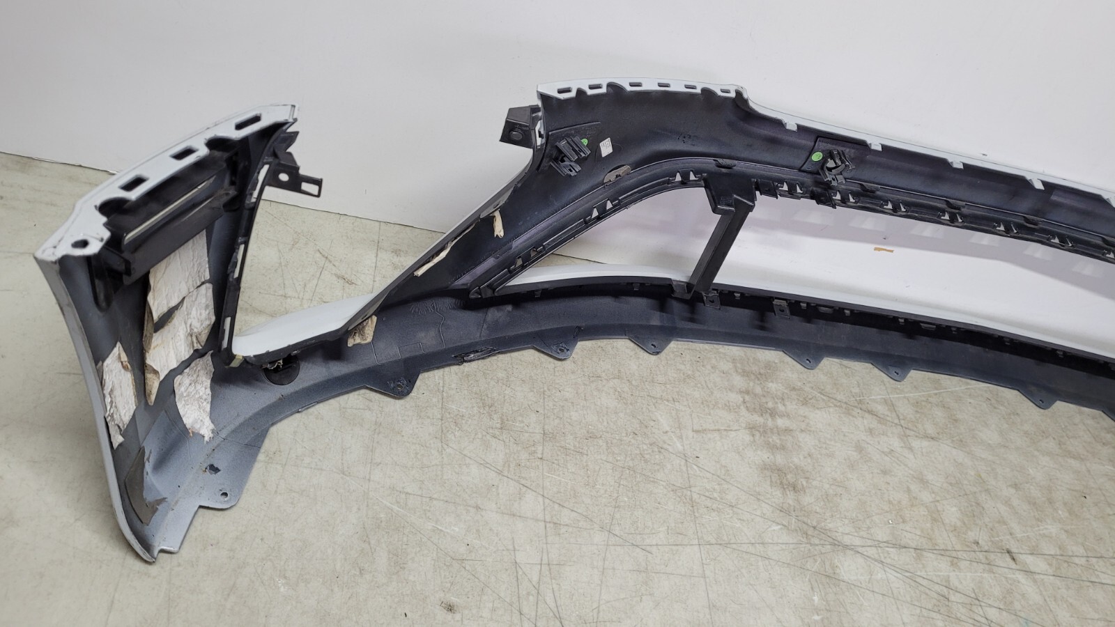2019 2020 2021 BENTLEY CONTINENTAL GT FRONT BUMPER COVER OEM