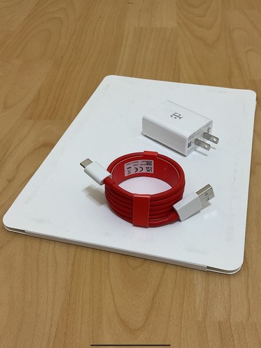 NEW Original Genuine OnePlus 9 Pro 5G OnePlus 8 & 8T 5G OEM 15W Type C Charger - Picture 9 of 12