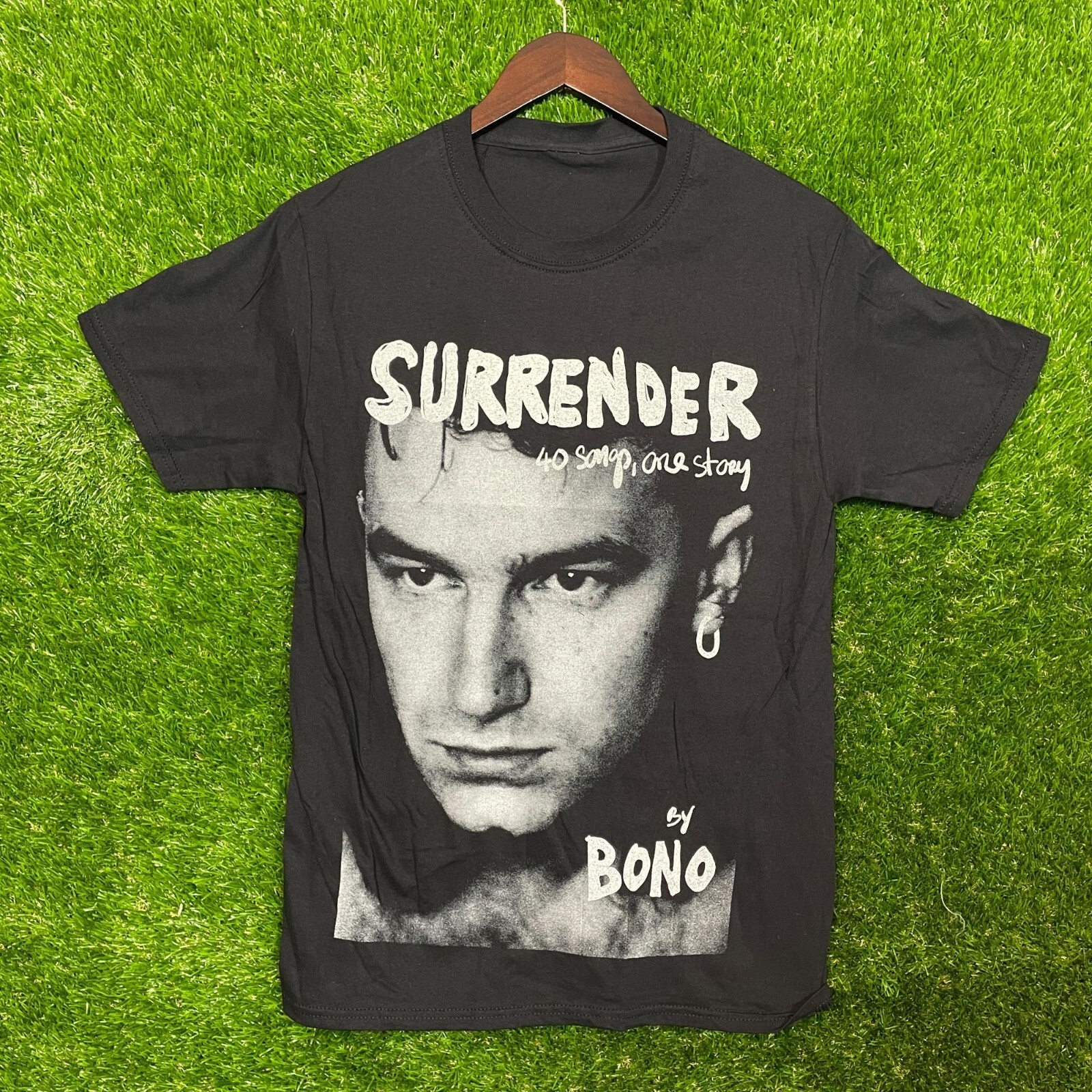 Surrender Bono T-shirt size S