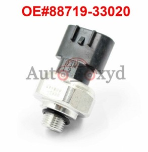 Toyota 67896 33020