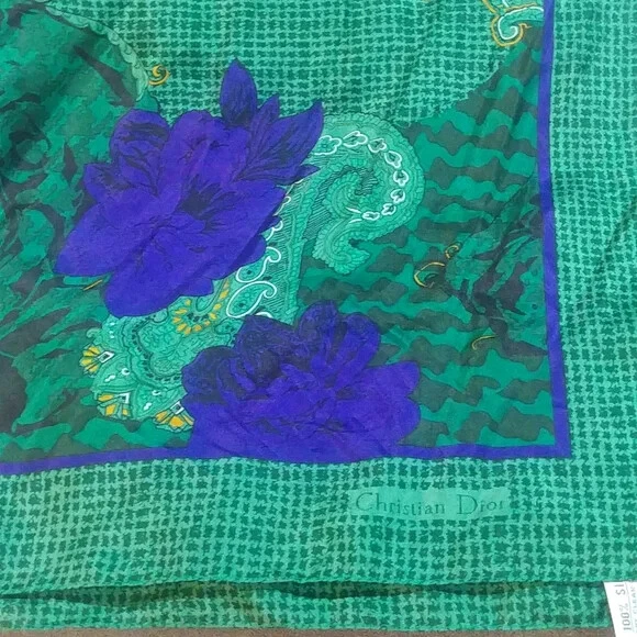 Foulard 100 % soie Christian Dior violet/vert floral paisley fabriqué en Corée vintage