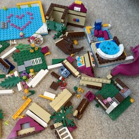 LEGO Friends: Heartlake City Pool (41008) Comes W/ Both Characters & Book, Clean