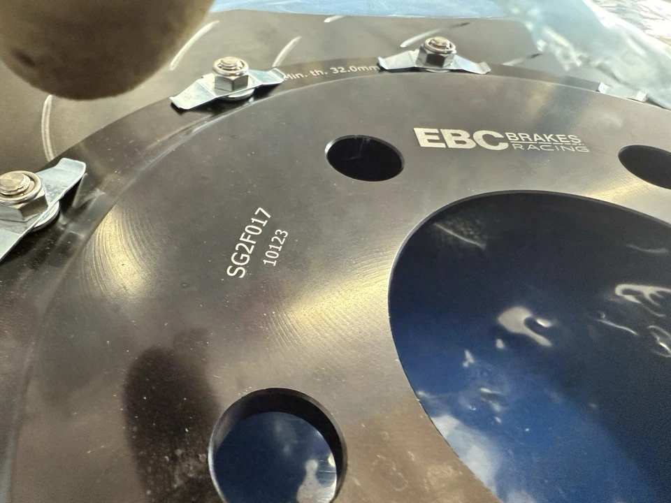 Rotor delantero Dodge Challenger SRT Hellcat SG Racing - 1 pieza Foto 2 de 4