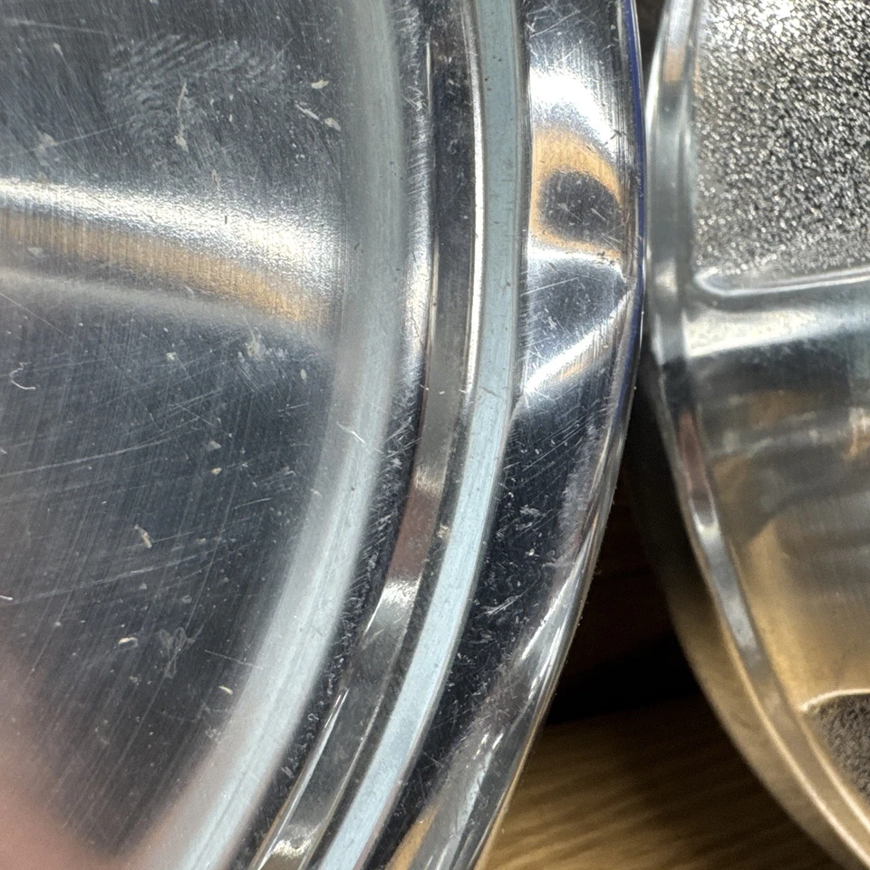 (4) Dodge Truck Van 1986-1996 1/2 tonelada 10,5" tapacubos para perros OEM usado Foto 3 de 4