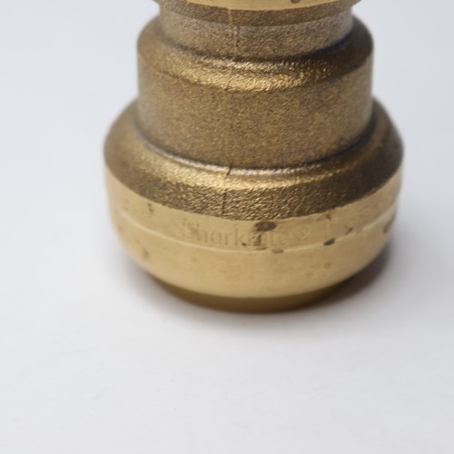 SharkBite Reducing Coupling Push to Connect Brass Plumbing Fitting 1" x 3/4" 